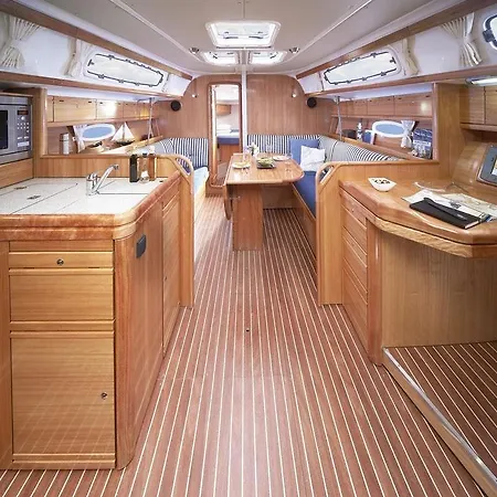 船上ホテル Boat In スプリト